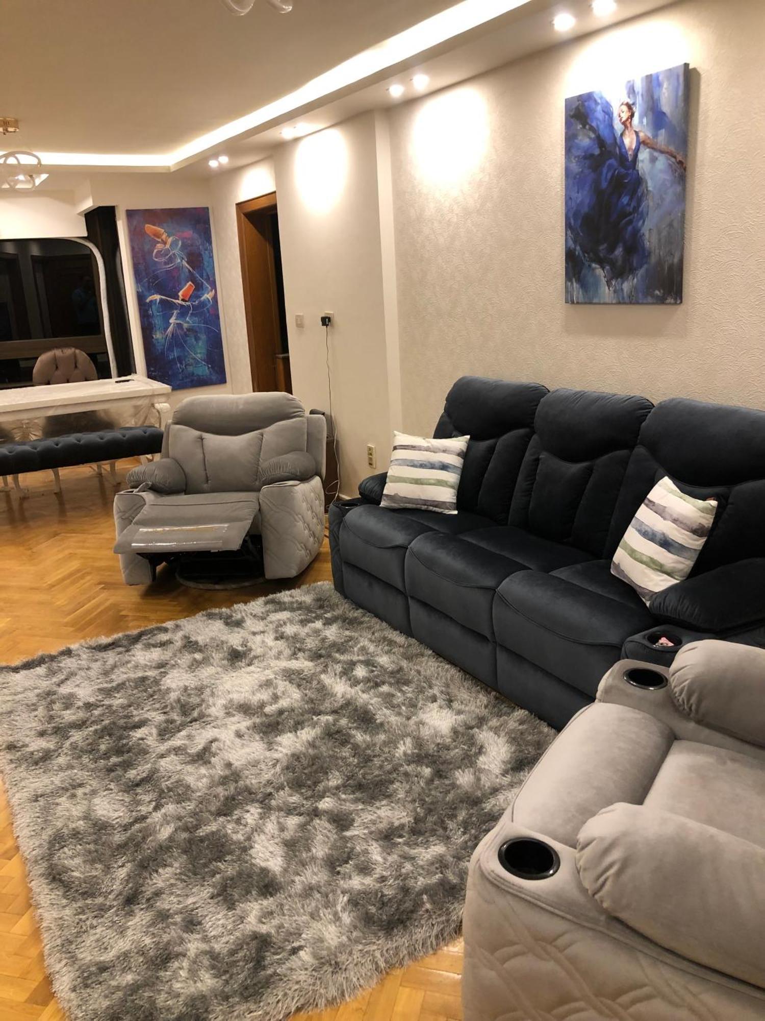 شقه فاخرة بإطلالة بانورامية مفروشة للإيجار في شارع لبنان المهندسين Apartment Cairo